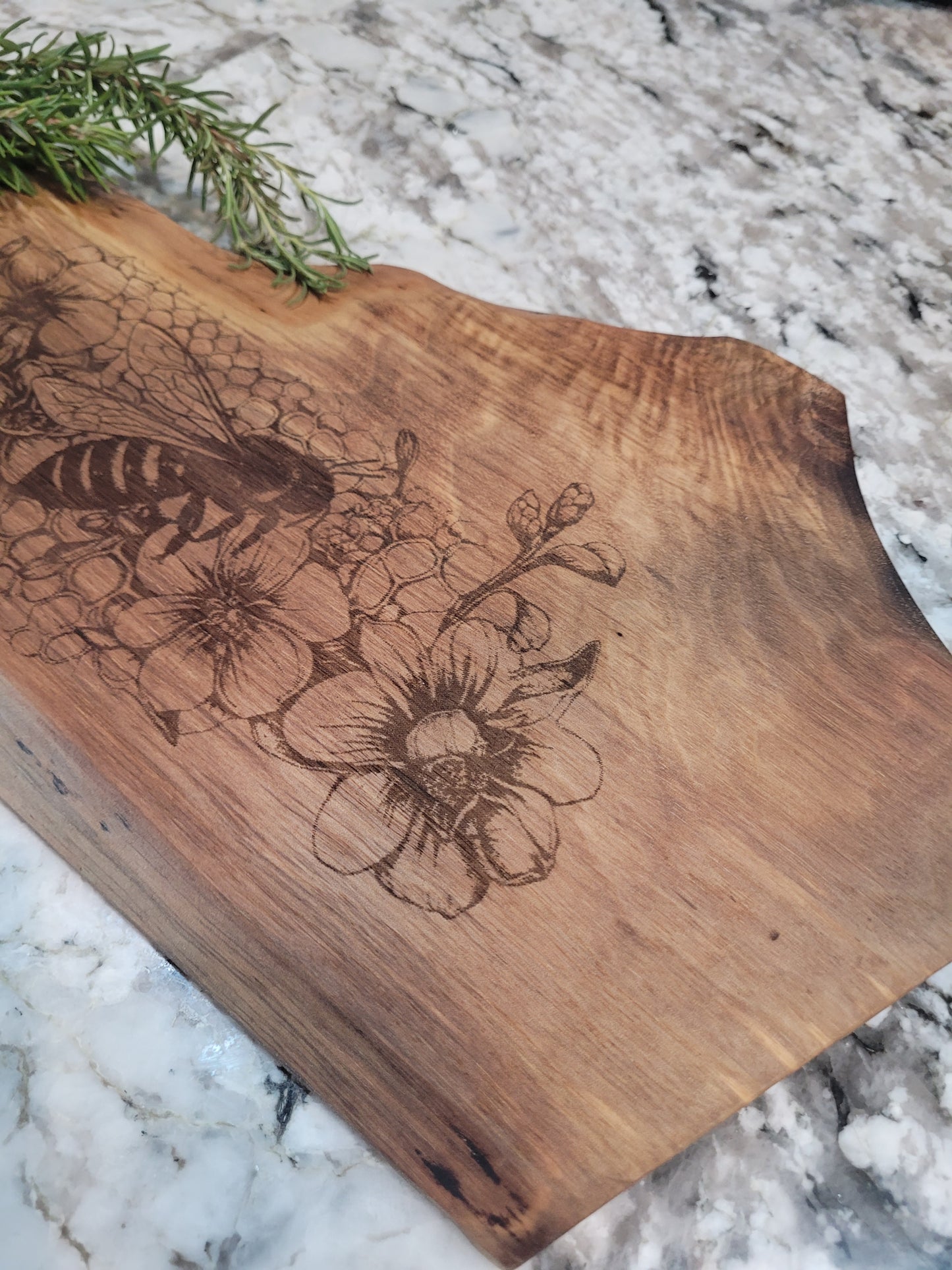 Custom Charcuterie Board featuring a Laser-Engraved Bee scene on Walnut.