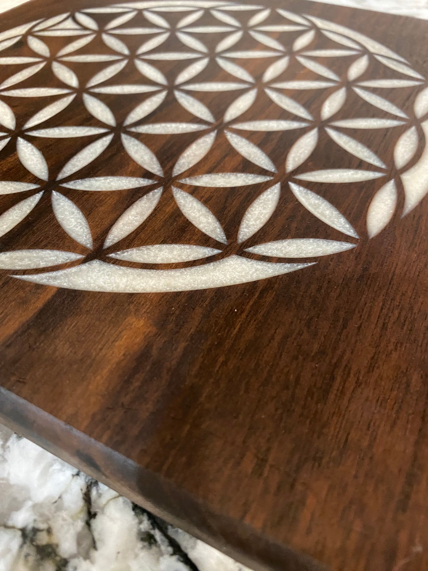 Flower of Life Resin Walnut Board for Decoration or showcase your crystals (Pearl)