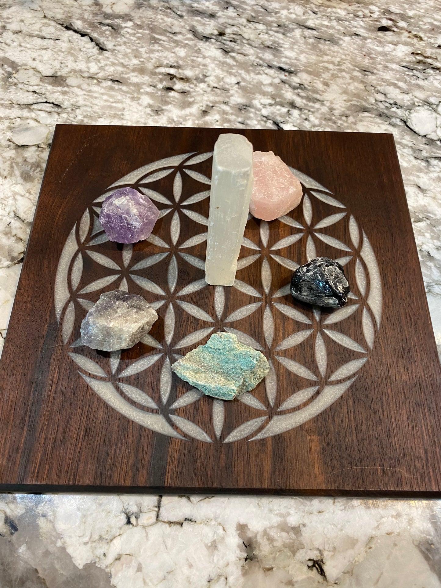 Flower of Life Resin Walnut Board for Decoration or showcase your crystals (Pearl)